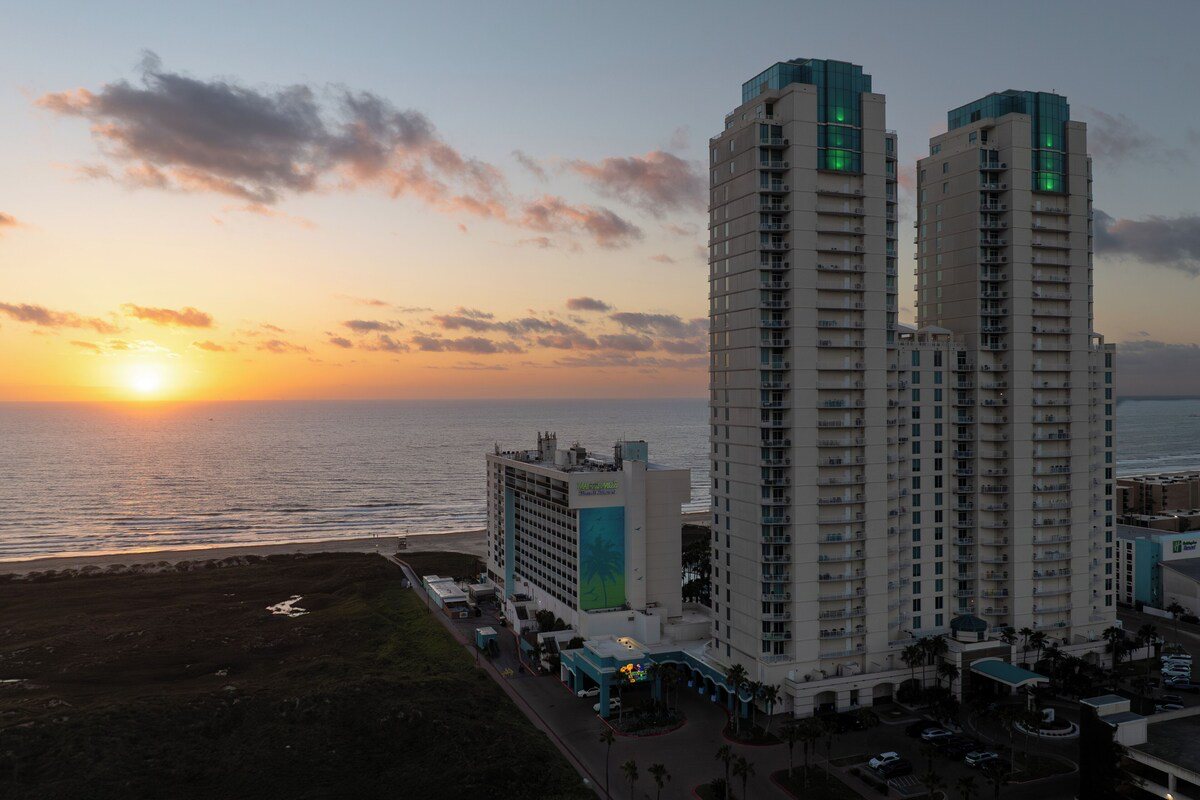 Private boardwalk and direct beach access at Sapphire Tower, South Padre Island